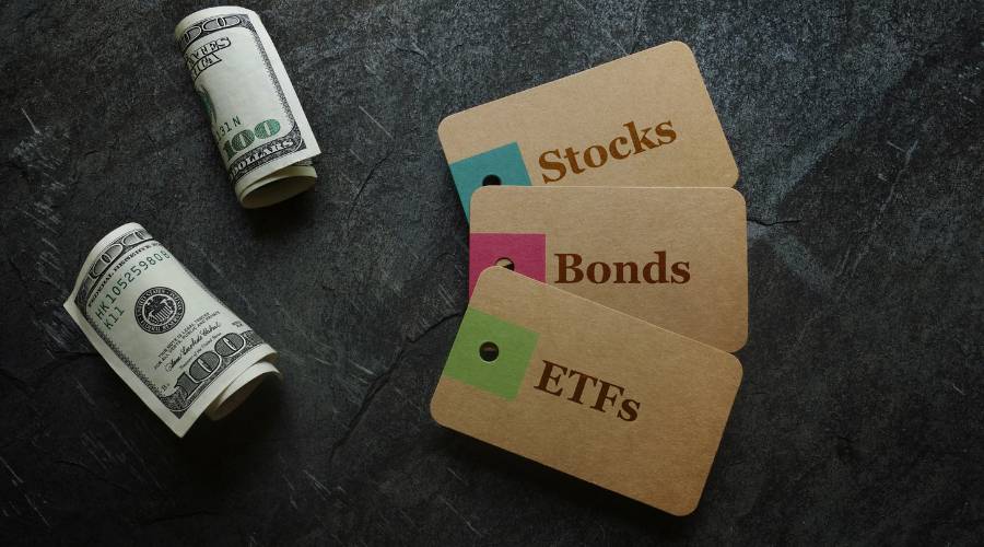 Can You Buy Precious Metals With a Roth IRA?