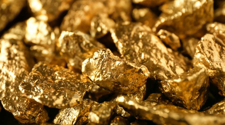 Investing In Gold vs Platinum Investing In Gold vs Platinum