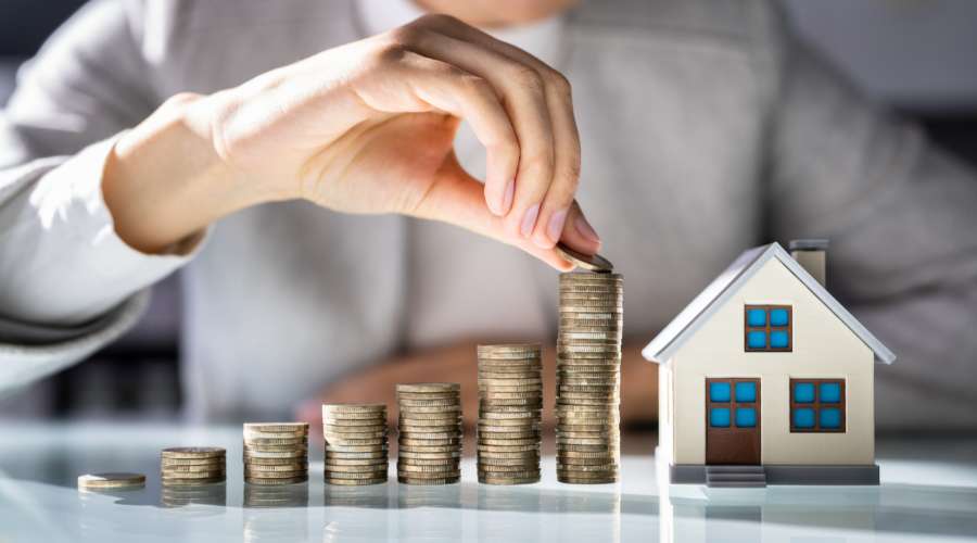 Investing in Gold vs. Property Investing in Gold vs. Property